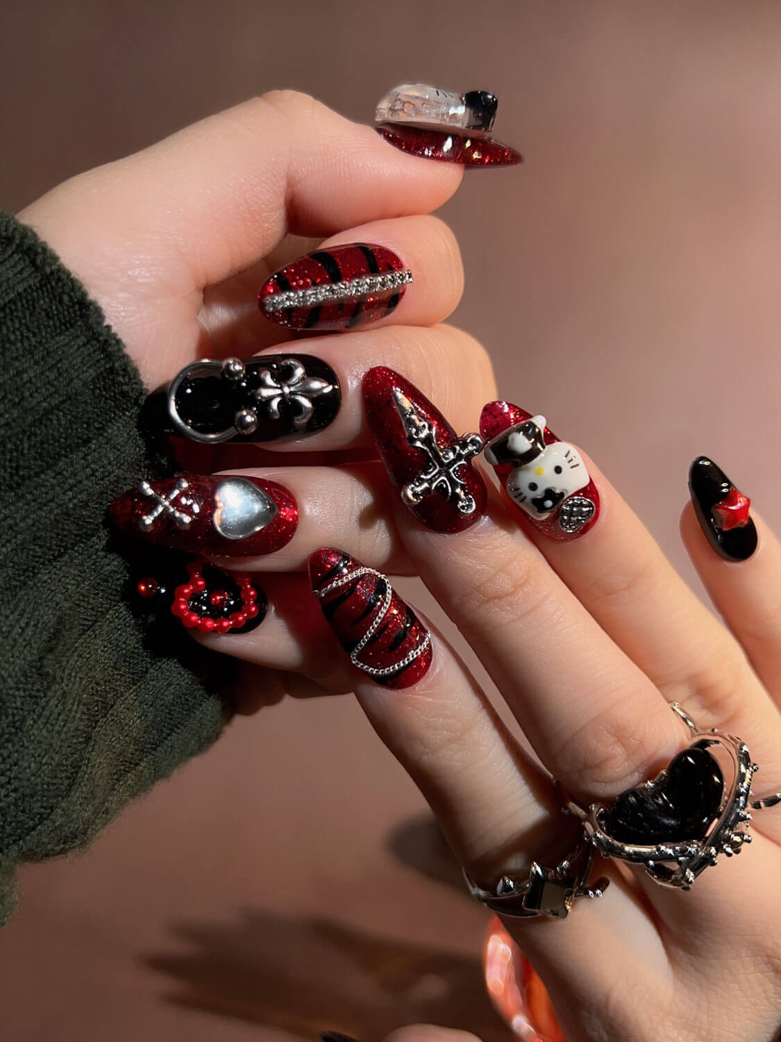 Joyee Kitty Rebel Med Square Press-on nails | Ready to ship